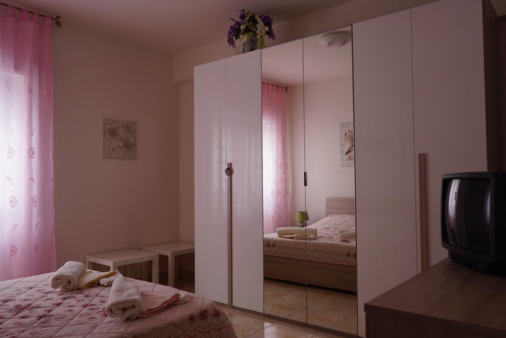 Apartamento Dimora del Viandante Civitavecchia Exterior foto
